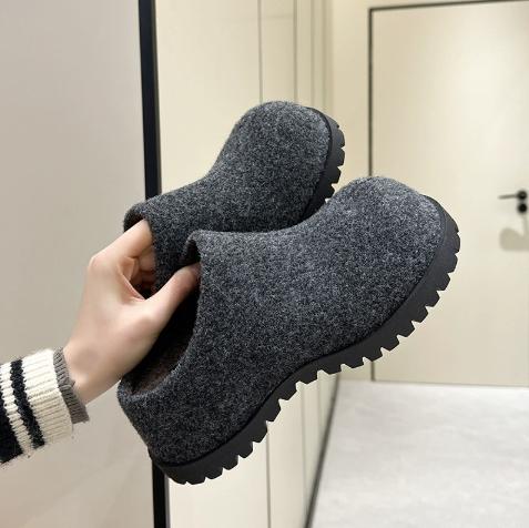 Women Autumn Winter Outdoor Slippers   Platform Wedge Slippers  Fleece-Lined Height-Increasing Slippers For Women 35