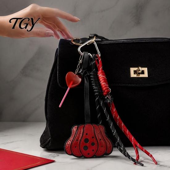Pumpkin Key Ring Faux Leather Keychain Pendant, Halloween Bag Charm with Rustic Decor Braided Rope, Decorative Accessory for Backpacks Handbags Purse