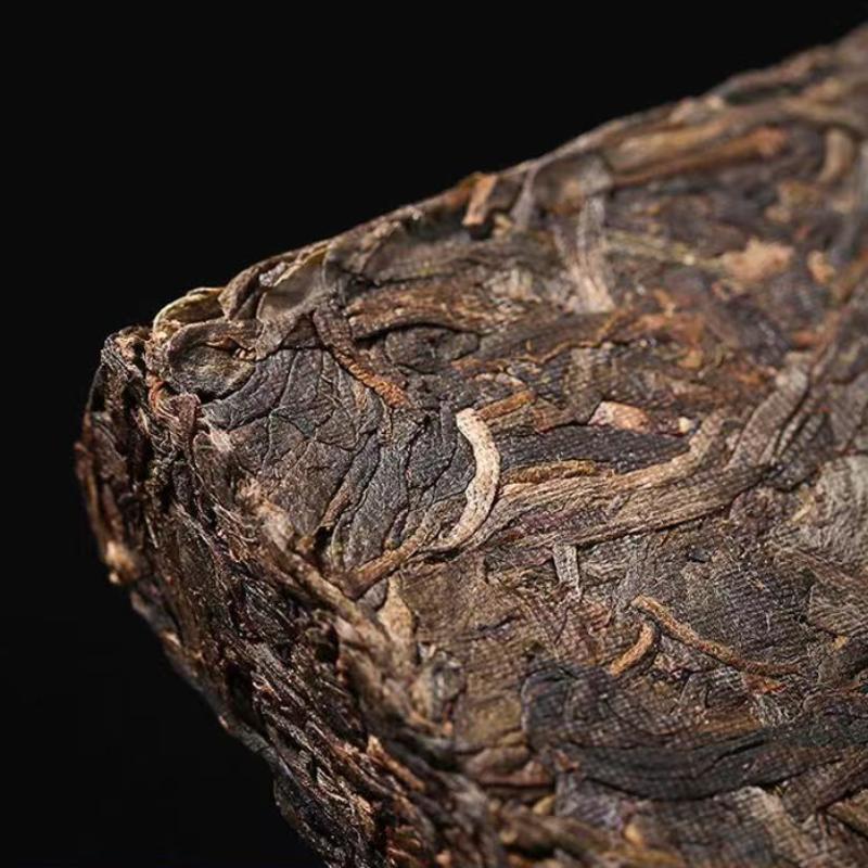250g Yunnan Puerh Surový Čaj Cihla 2018 Menghai Pu-erh Shengcha Starý Strom Pu'er Čaj