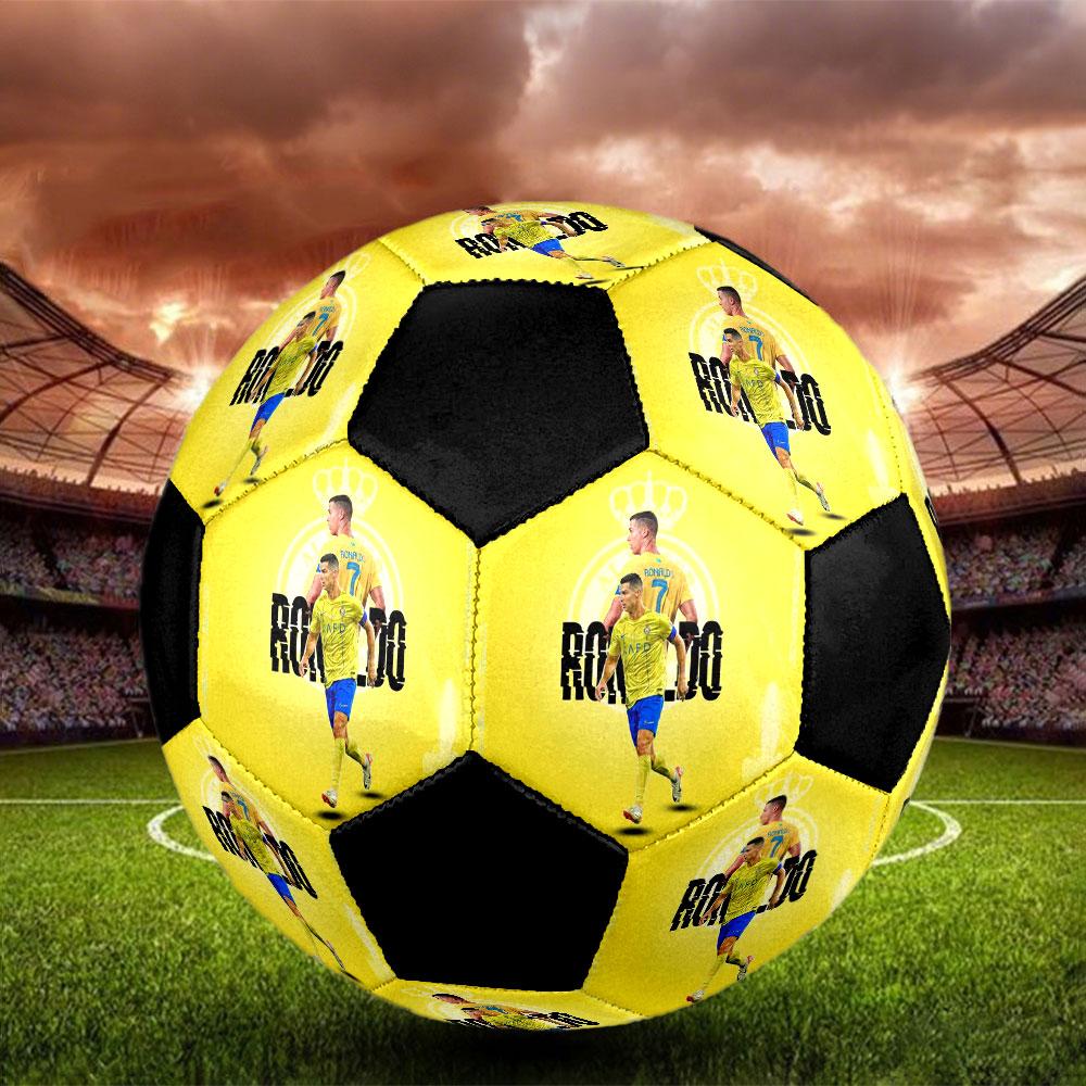 1pz Cristiano Ronaldo Forza misura 5 pallone da calcio PrahaPallone da calcio indoor Colorato Per tutte le età Cucito a macchina PVC Pronto per la competizione Resistente Alto rimbalzo