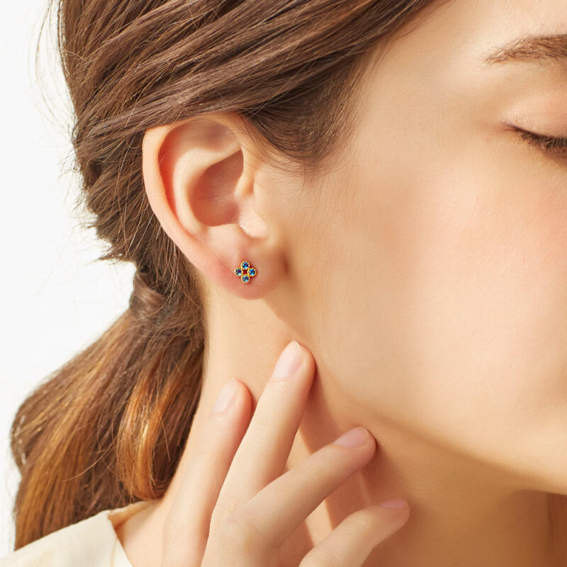 

City Four Leaf Blue Cubic Earrings Silver