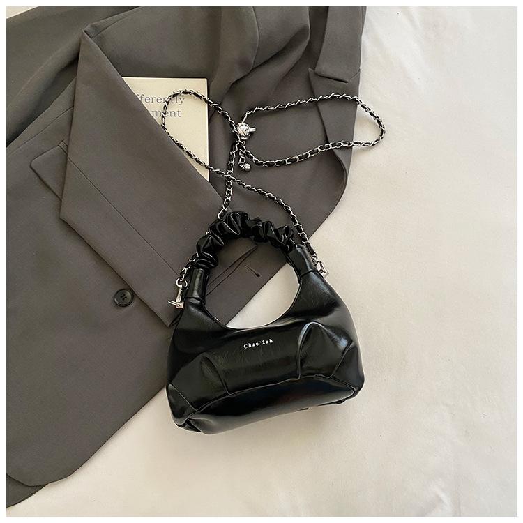 Folded Portable Small Bag Women's Summer New Dumpling Bag Versatile Chain Commuter Shoulder Messenger Bag