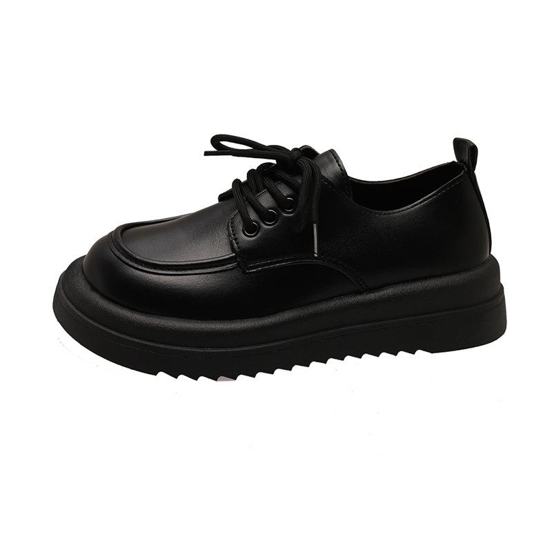 

Маленькие кожаные туфли женские новые весенние на плоской подошве женские студенческие на шнуровке маленькие одинарные туфли женские 40 чёрный