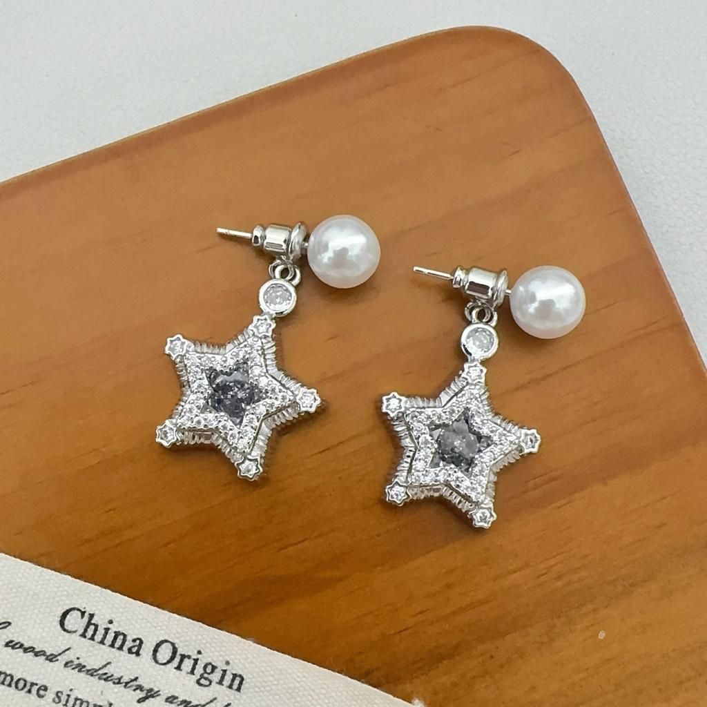 Fashion Micro Zircon Star Pendant Earrings for Women Versatile Luxury Pearl Geometric Dangle Earrings Party Jewelry Accessories