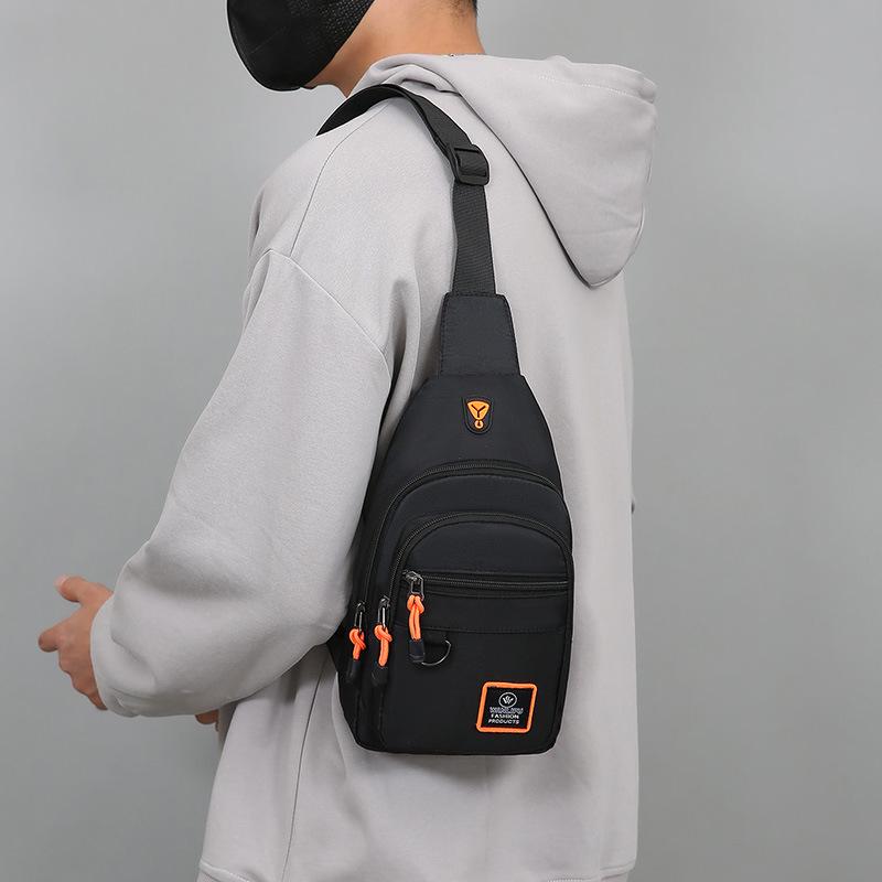 Trendy Lightweight Men's Commuter Chest Bag: Wear-Resistant, Large Capacity, Multi-Compartment Crossbody