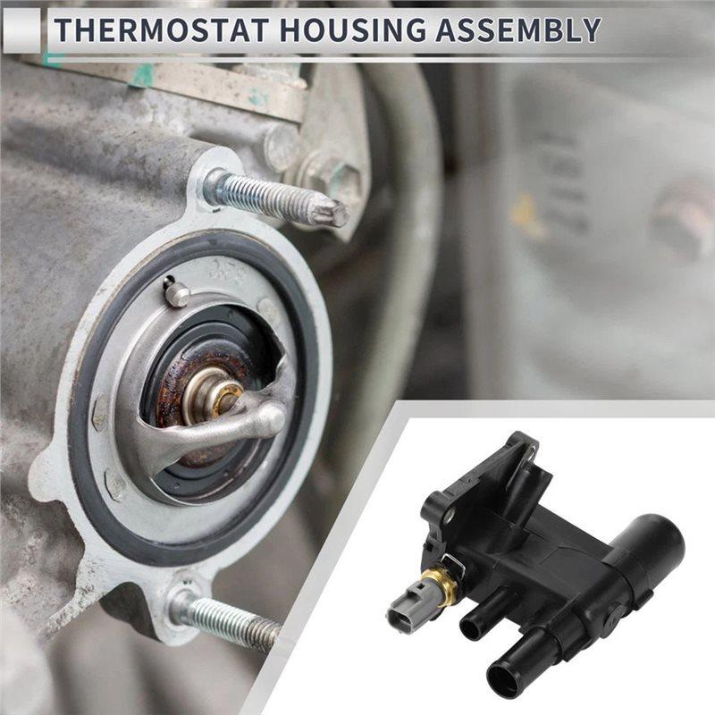 Car Engine Cooling System Thermostat Interface Water Outlet Connector For Land Rover LR2 LR038758 LR025564
