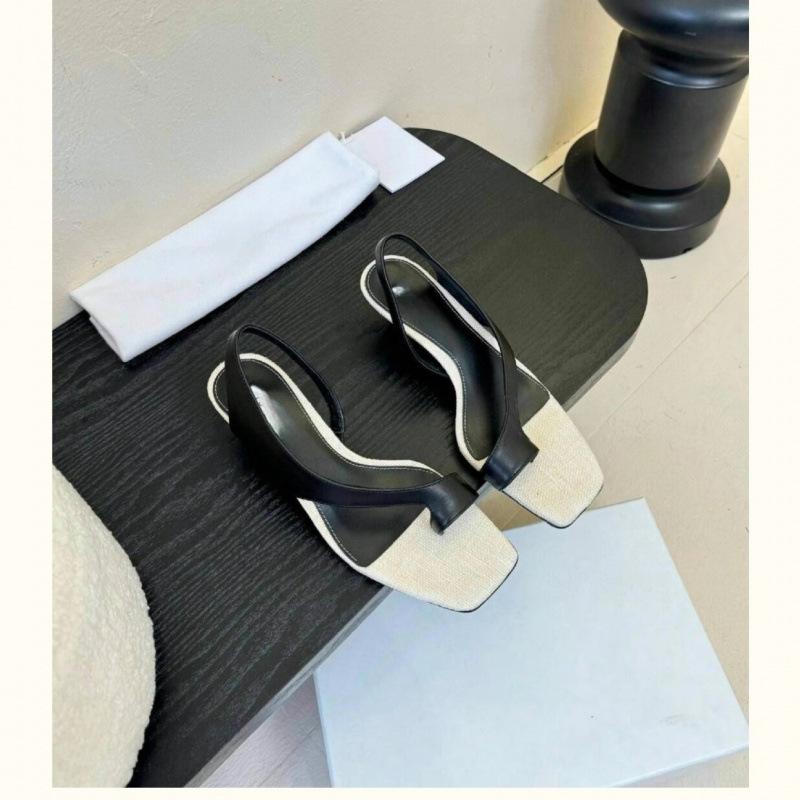 With skirt, toe thick heel herringbone sandals for women's new spring and summer slope heel beach shoes, cool slippers for outer wear