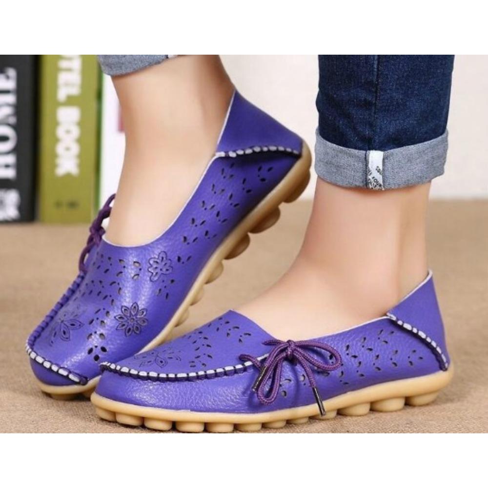 Womens Floral Hollow Leather Shoes Retro Elegant Slip On Flat Shoes Breathable Shallow Shoes Elegant Office Ladies Footwear