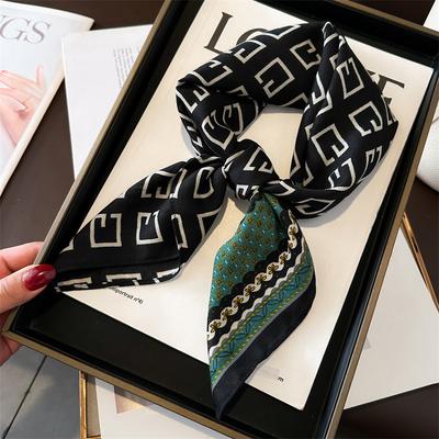 Versione coreana di elegante sciarpa alla moda 65 × 65 cm sottile sciarpa quadrata versatile sciarpa al collo in cotone e lino sensazione sciarpa di velluto da donna
