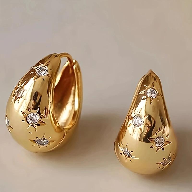 Vintage Sparkling Star-shaped Carved Synthetic Zirconia Inlaid Hoop Earrings for Women  Party Festival Jewely Accessories