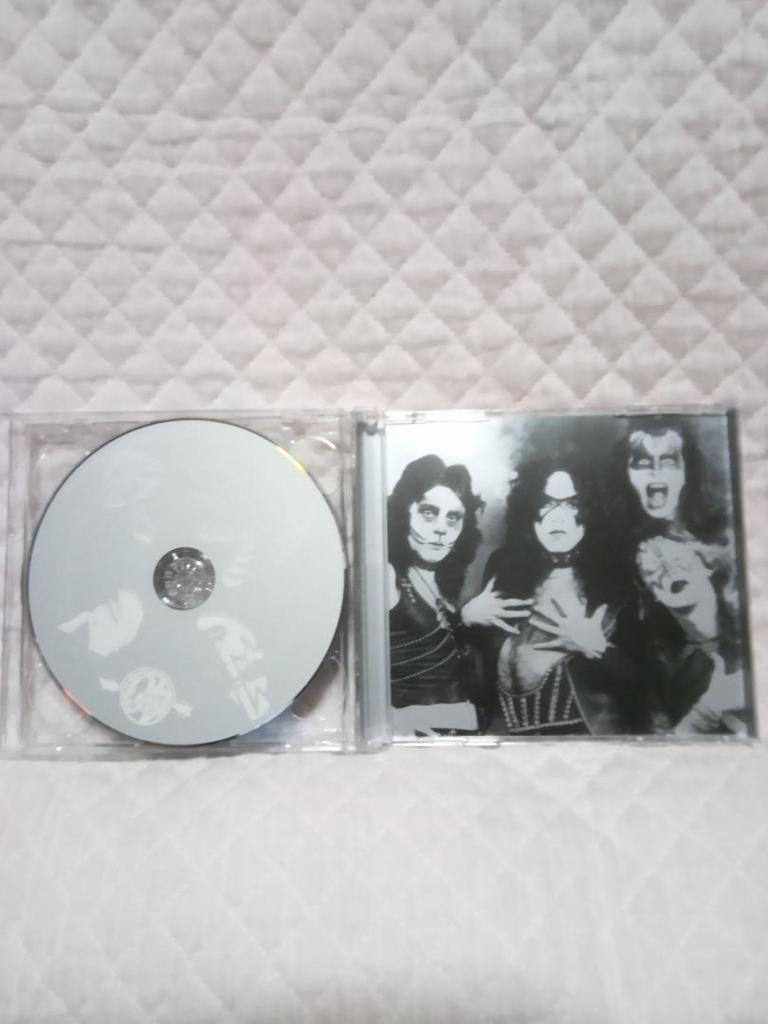 [USED] KISS 40 FOREVER ROCK JET Kiss Hell's Mad Beast Book