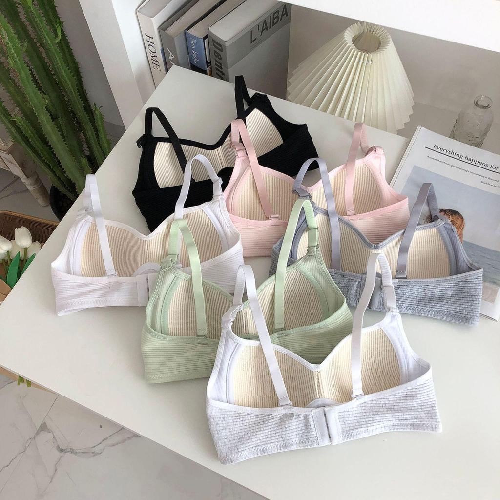 Seamless Push-up Bralette for Small Chests: Comfortable, Wire-free, Side Support