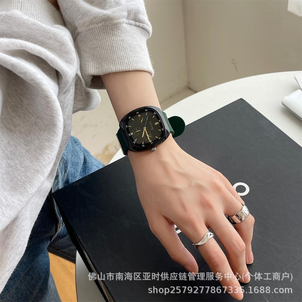 Watches For Men And Women, High Value Hong Kong Style Student Watches, Light Luxury Couples Quartz Watches For Junior High School Students