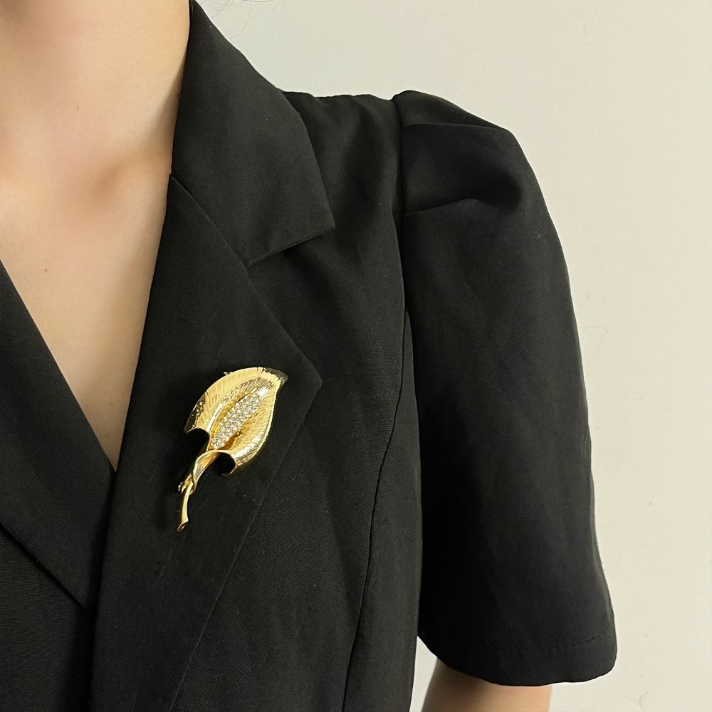 Zinc Zinc Alloy Metal Flower Brooches Jewelry Accessories Women Brooch Fashion Exaggerated Brooches  Daily