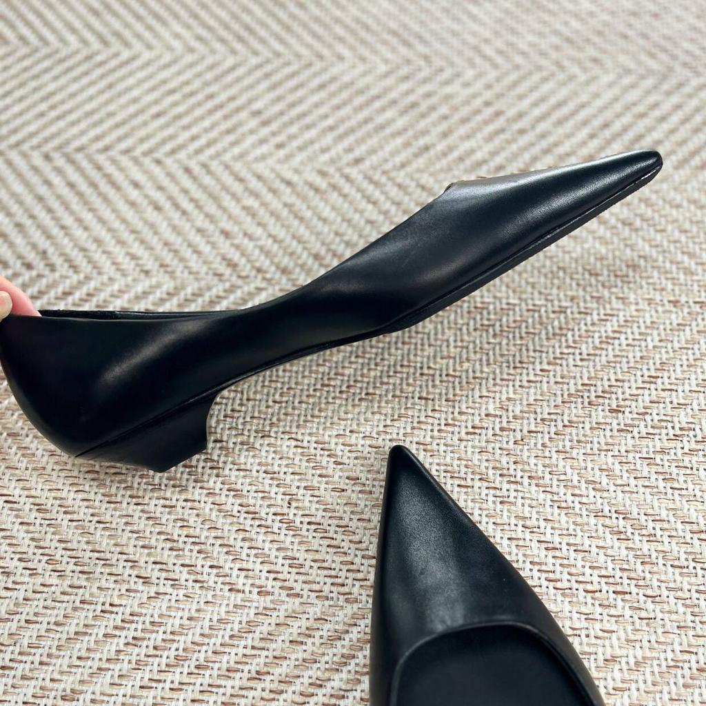 Leather French Niche High-end Pointed Head Shallow Mouth Single Shoes Women's 2025 Summer Versatile Low-heeled Tapered Heel Commuter Shoes