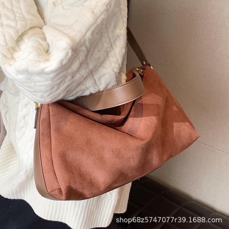 PU Suede Tote Bag Women's 2025 Spring Lazy Style One-shoulder Armpit Bag European and American Retro Commuter Crossbody Bag