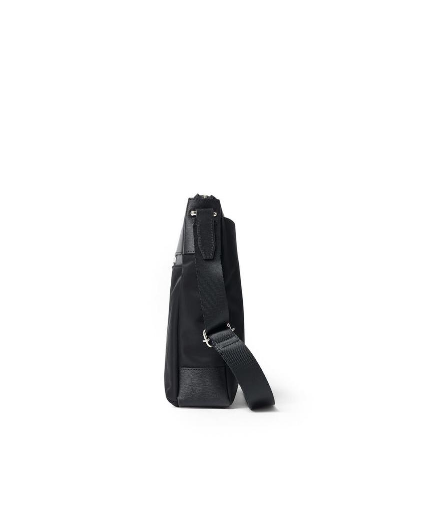 [ISIT] Ampulle Umhängetasche, Herren, B5, Hergestellt in Japan, Nein. 959102 (Schwarz)