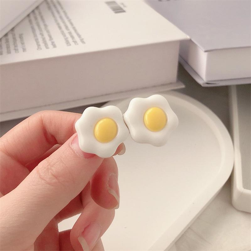 Girly Heart Fried Egg Hair Clip - Cute Bangs Side Swept Accessory
