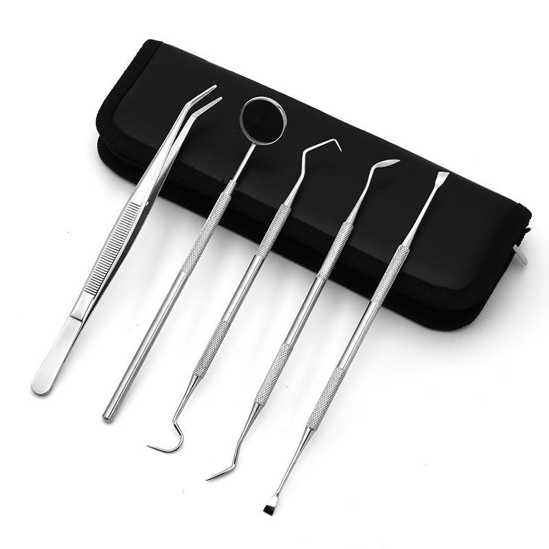 Stainless Steel U-shaped Tongue Scraper for Oral Hygiene & Daily Use