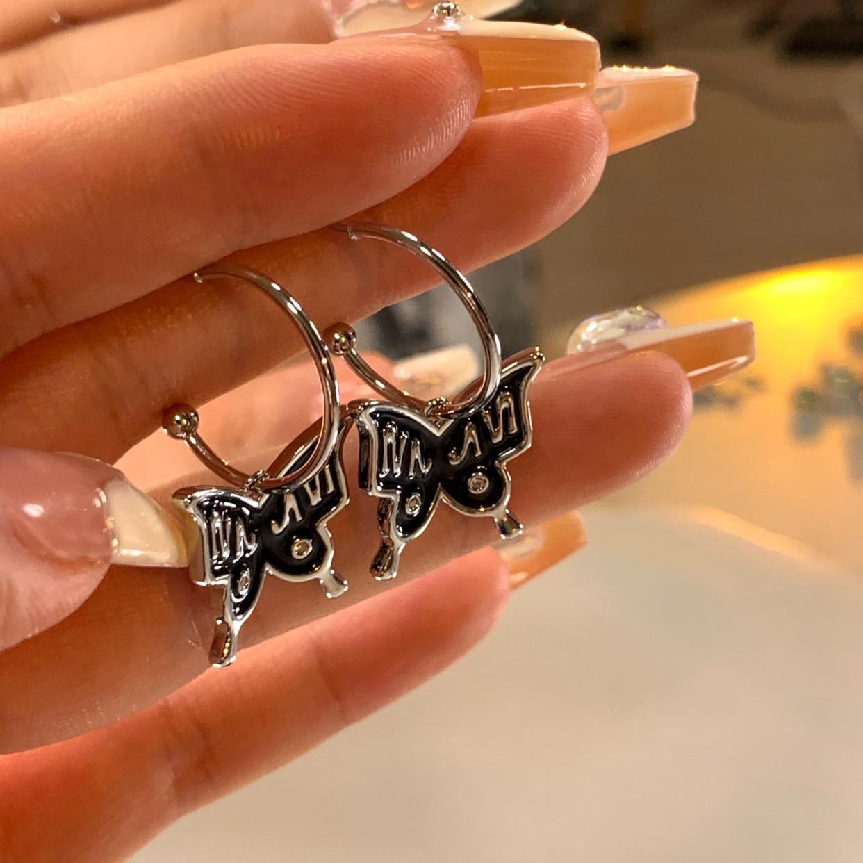 2024 Trendy Butterfly Earrings: Unique Cold Style Ear Studs with Advanced Niche Design
