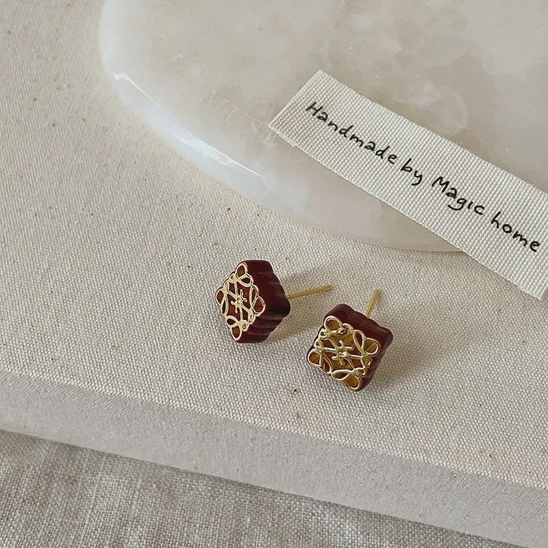 

Серьги-капли из полого металла Ankola Red Oil - ретро, легкая роскошь, элегантный модный тренд, универсальный вариант для женщин