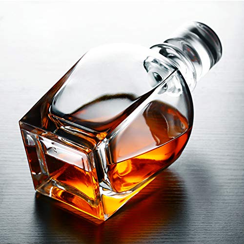 Glass Decanter with Airtight Geometric Stopper - Whiskey Decanter for Wine, Bourbon, Brandy, Liqueur, Juice, Water, and Mouthwash - Italian Lead-Free