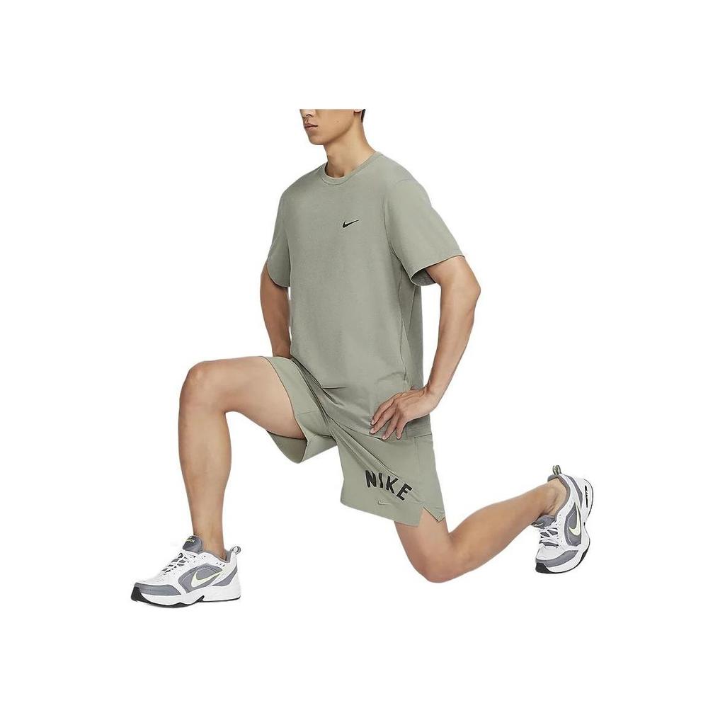 Nike Dri-Fit Hyverse Jednofarebné Mäkké Rýchloschnúce Tričko s Krátkym Rukávom Pánske Topánky Tmavo-Blatovo-Sivá Čierna DV9840053
