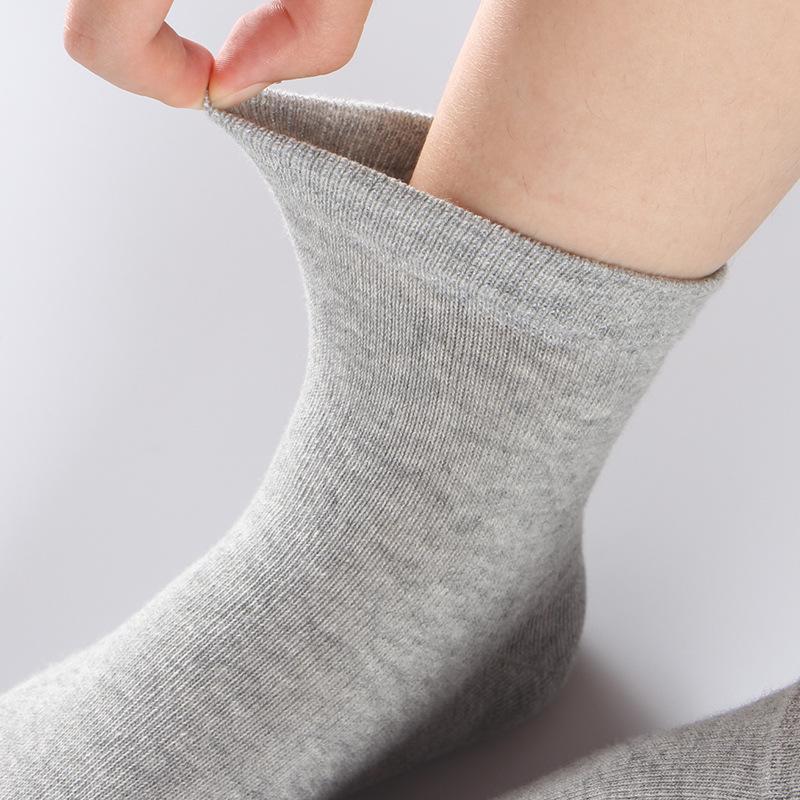 Women's Solid Color Five-Toe Mid-Calf Cotton Socks: Sweat-Absorbent, Breathable, Versatile for Business, Autumn/Winter, Japanese Style