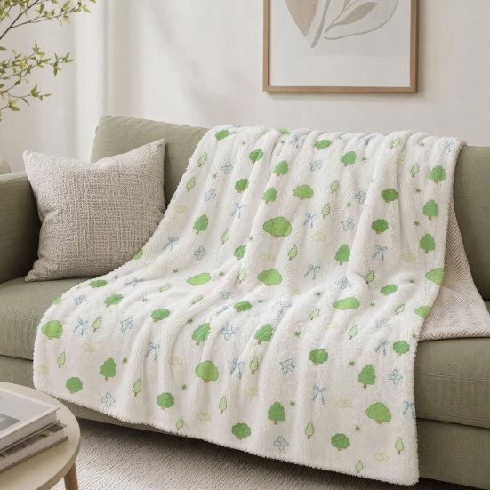 Four Leaf Clover Blanket, Multi-Purpose Air Conditioner Blanket, Soft Double-Sided Flannel Throw Blanket for Sofa Bed Dorm Office