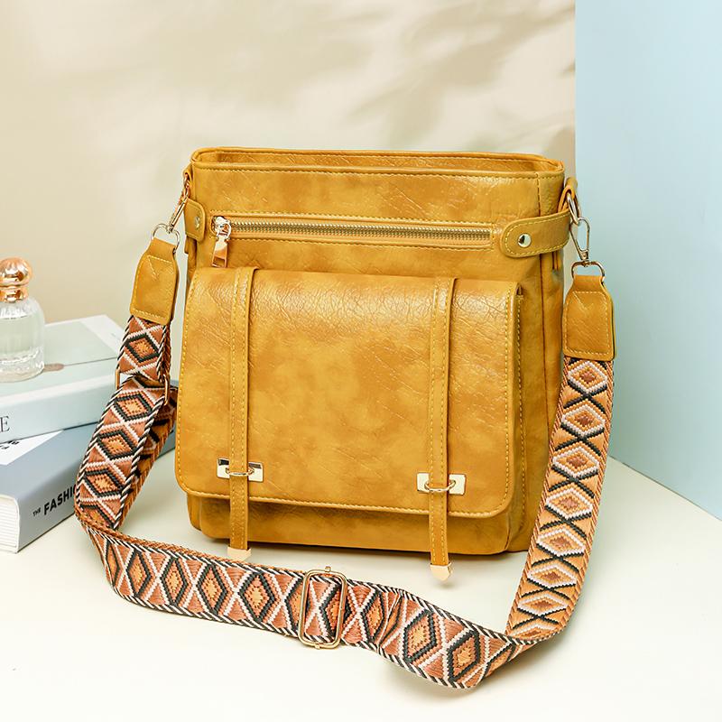 Women's Shoulder Bag Large Capacity Multi-Pocket Bucket Bag Commuter Crossbody Bag