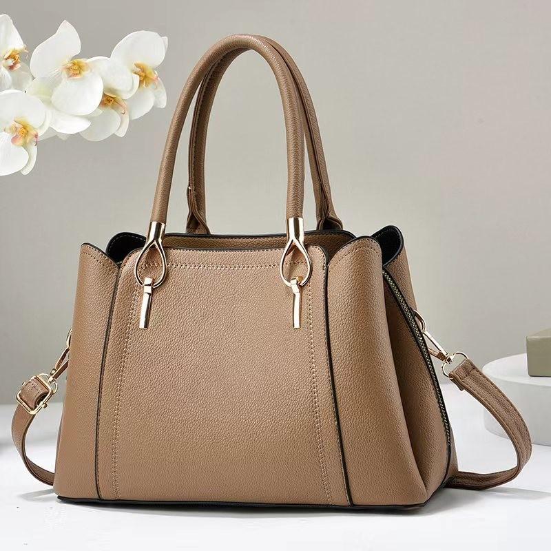 Fashionable Large Capacity Pu Shoulder Bag With Stylish Stitching And Chic Design
