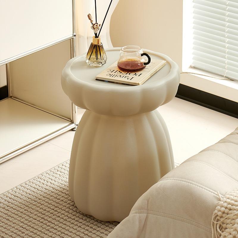 Nordic Coffee Table Modern Sofa Side Tables Luxury Simple Living Room Round Tea Table Multifunctional Bedroom Bedside Tables