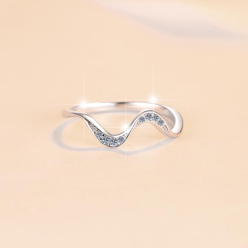 S925 Sterling Silver Moissanite Wave Ring for Women - Simple European & American Design