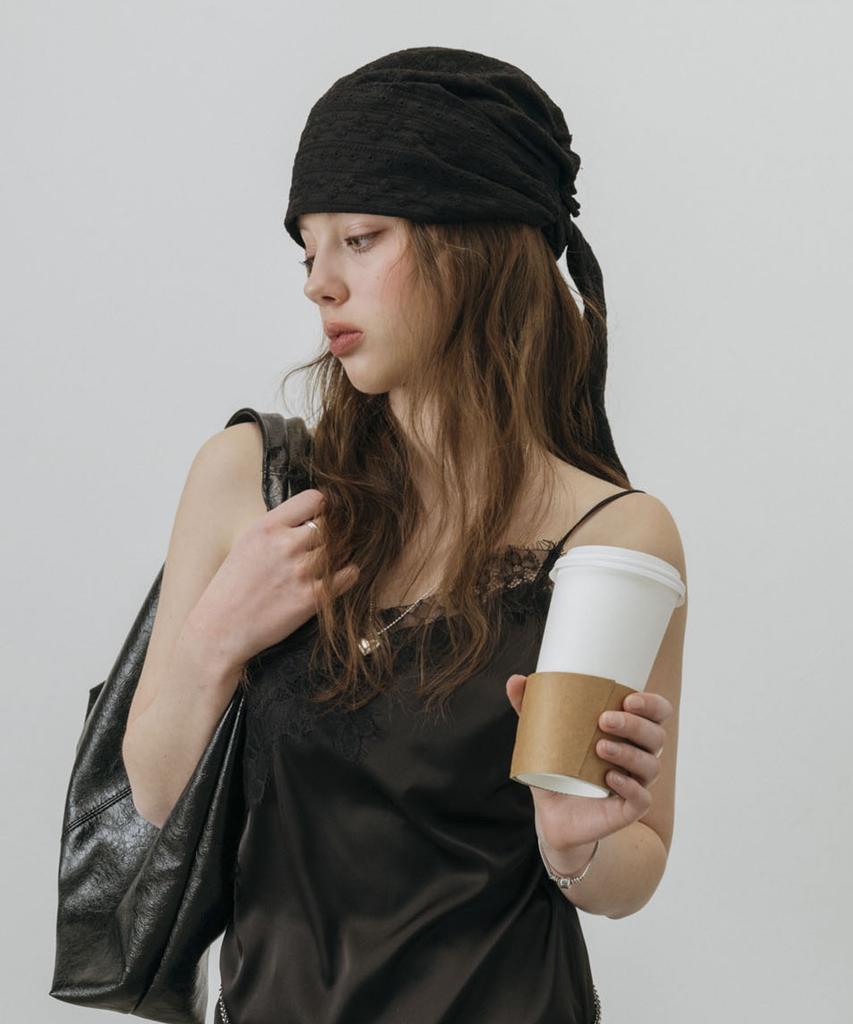 Nyuyogwogseu Punched Lace Bandana Scarf Hat_Black