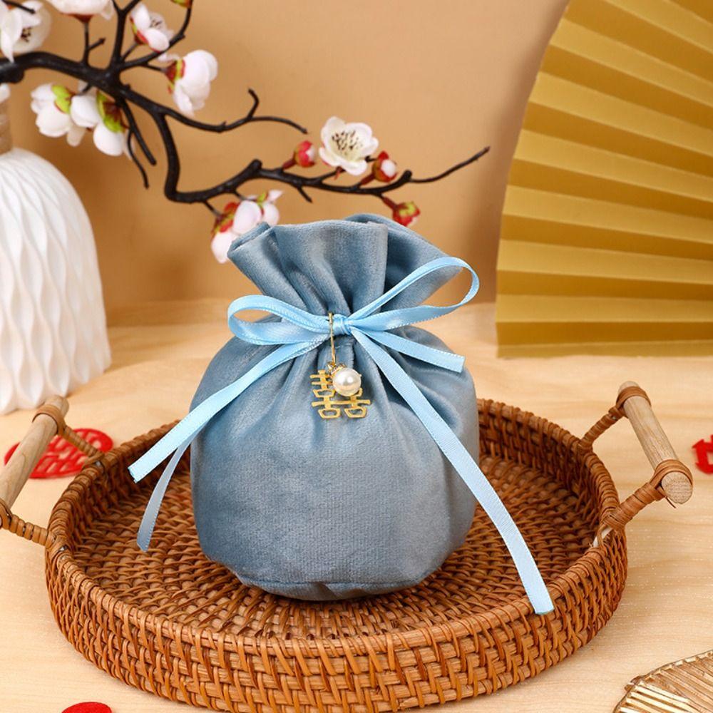 Chinese Flannel Gift Bag Traditional Wedding Gift Bag Creative Drawstring Candy Bag Guests