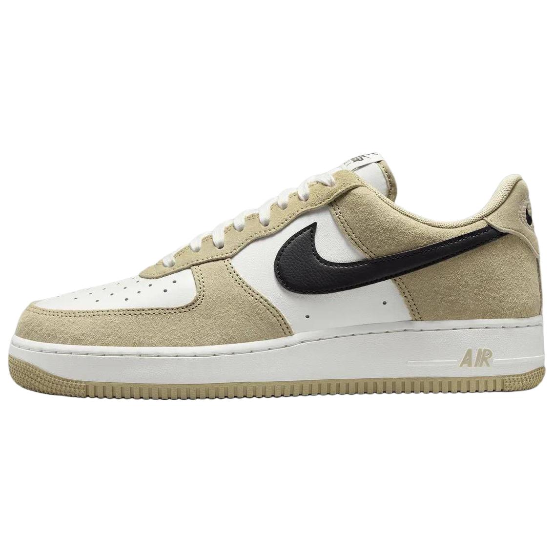 Nike Air Force 1 07 LV8