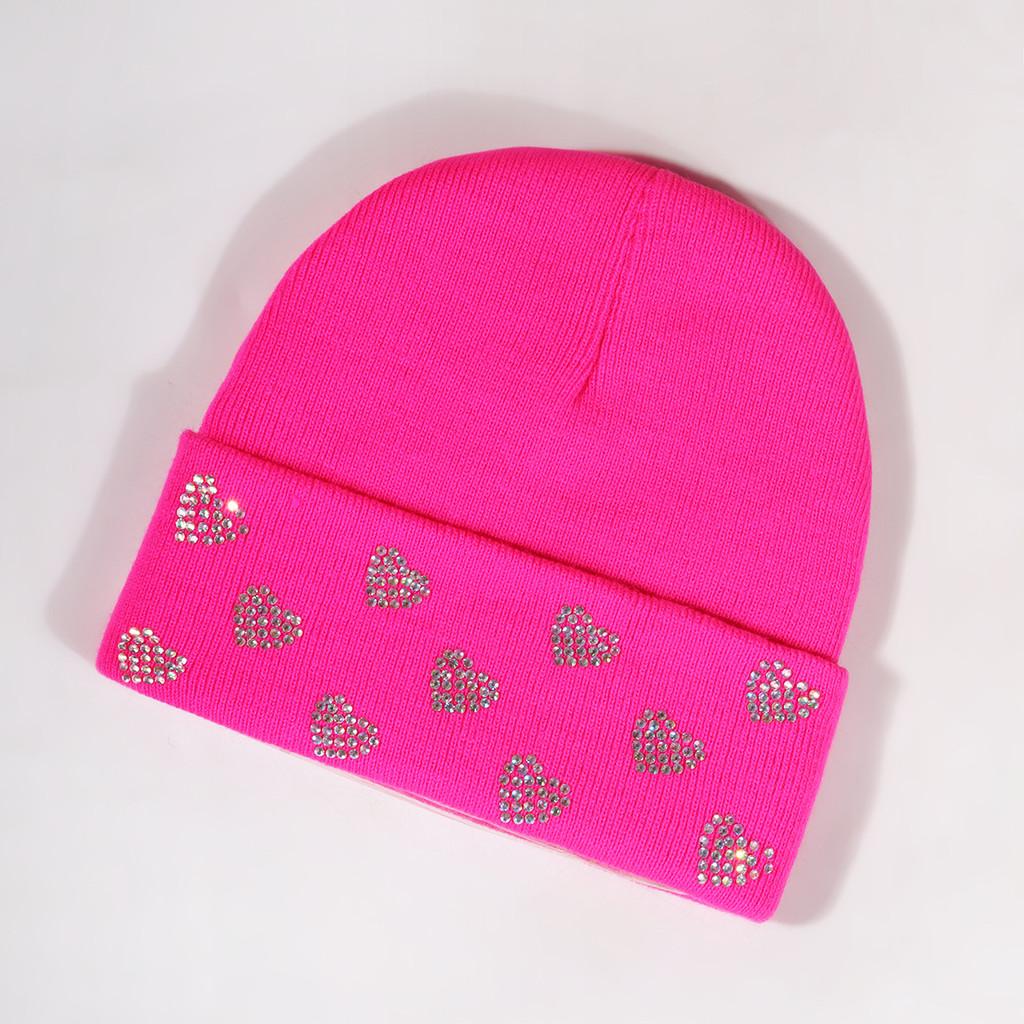 Fashionable Heart Shaped Design Beanie With Insulation For Outdoor Sports