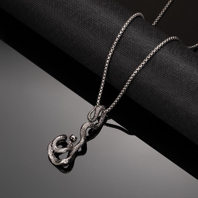 Wrapped Snake Necklace Male Retro Trendy Cool Personality Punk Titanium Steel Chain Japanese And Korean Hip Hop Sweater Chain Accessories