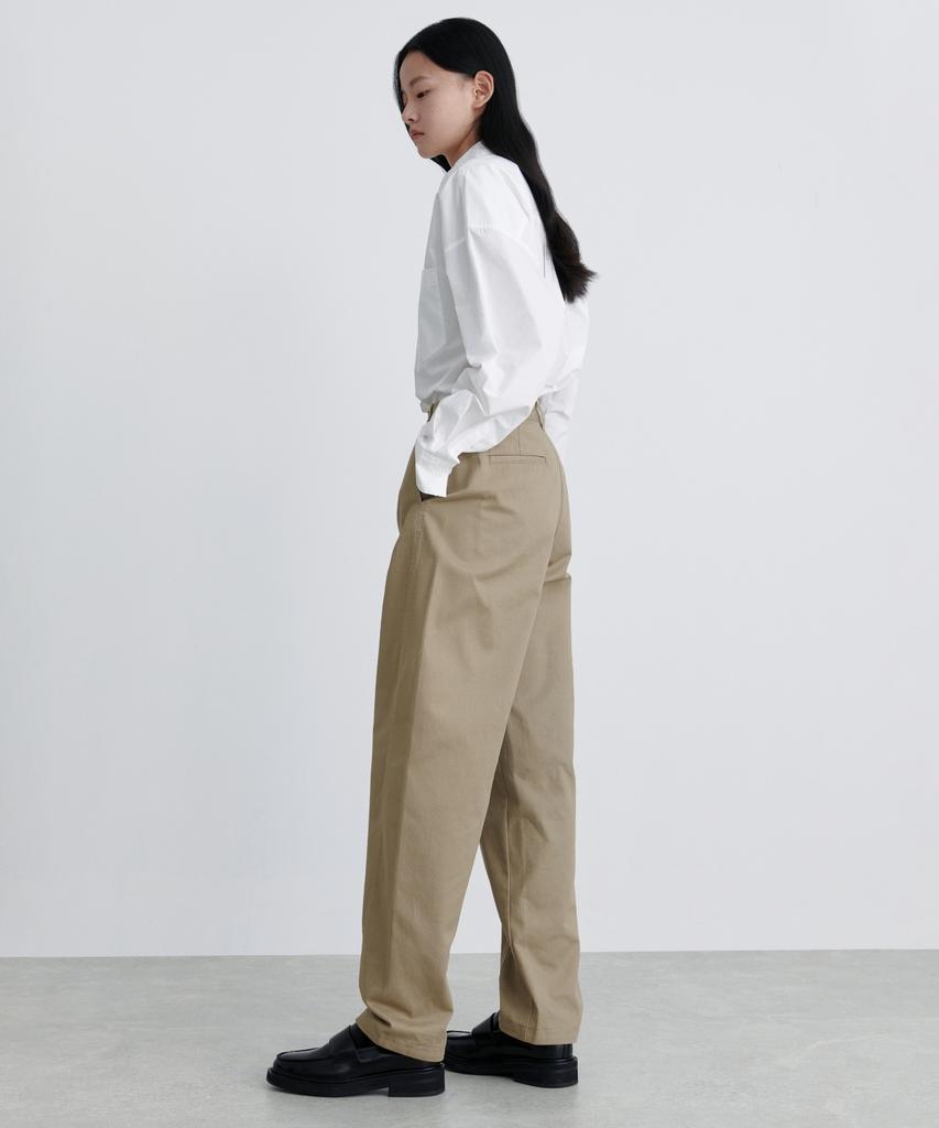 MUSINSA STANDARD WOMAN Women'S Twist Chino Pants [Beige]