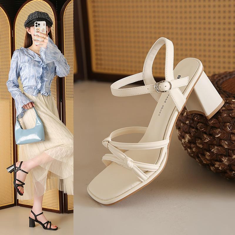 Coarse-heeled sandals women's new summer wear fashion silver bow mid-heel buckle with open-toed sandals