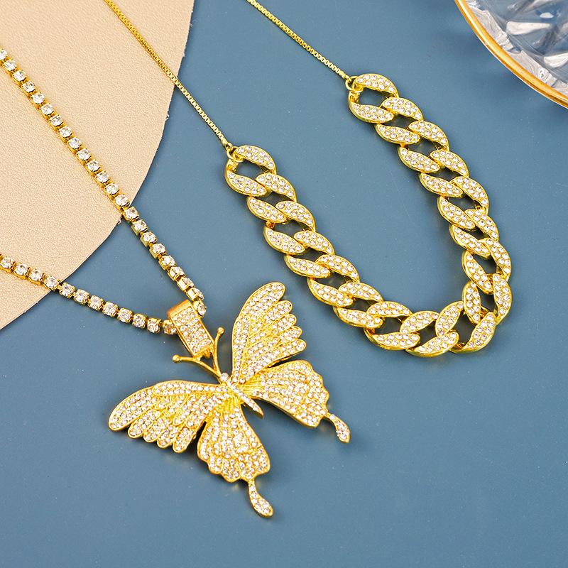 Elegant Accessory Temperament, Full of Rhinestones, Cuban Buckle Accessories for Women, Sweet and Cool, Layered Butterfly Pendant Necklace