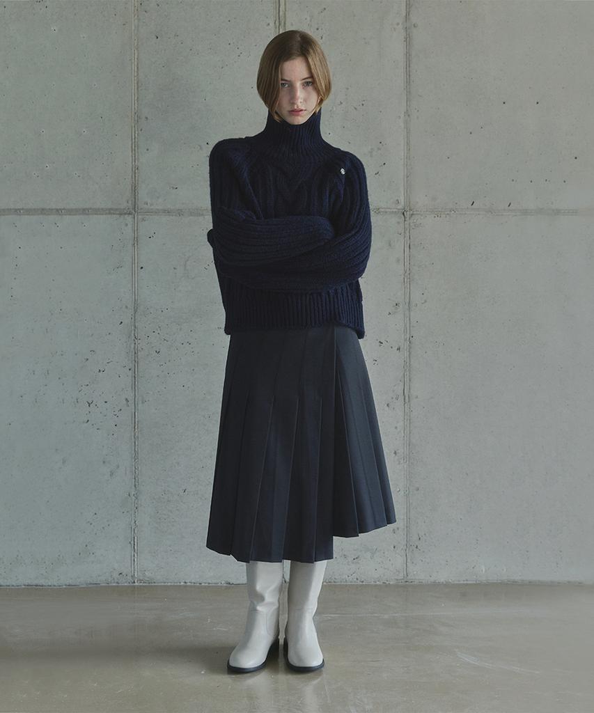 Ihr Asymmetrical Pleated Skirt / Charcoal