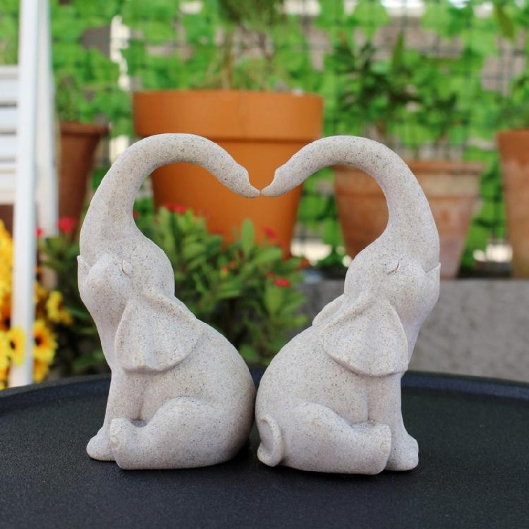 Pair of Elephant Sculpture Resin Statue Love Elephant Designs Figurine Statues for Patio and Indoor Desk Decoration