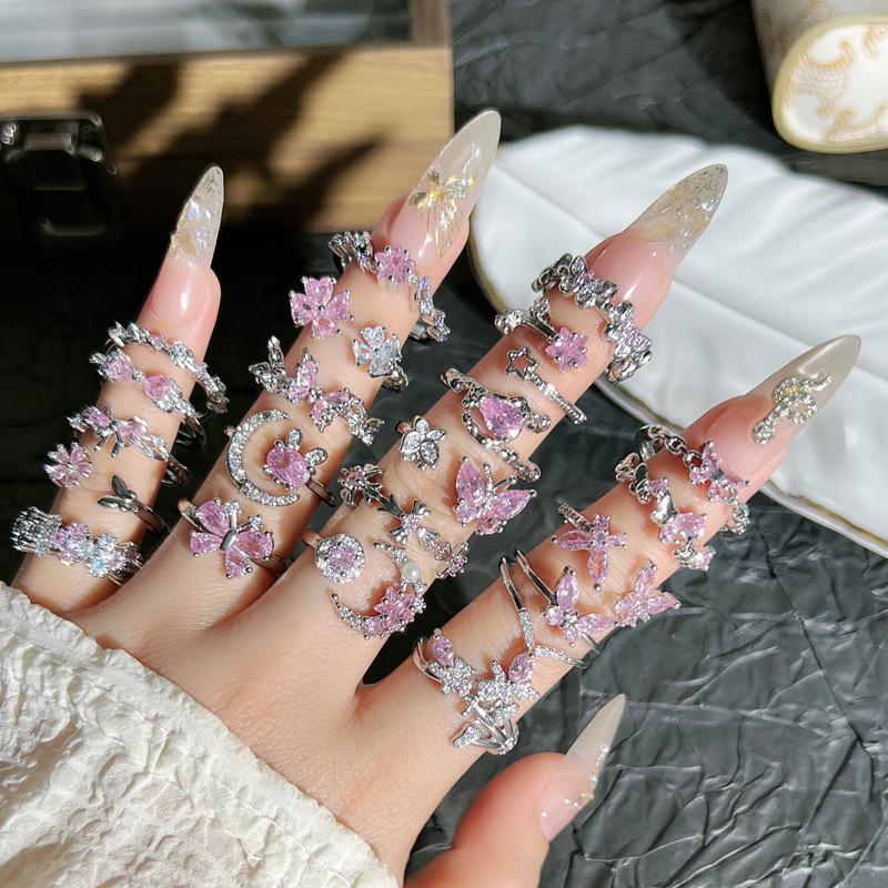 Exquisite Pink Diamond Butterfly Open Ring in Korean Style - Trendy, Versatile Fashion for Women