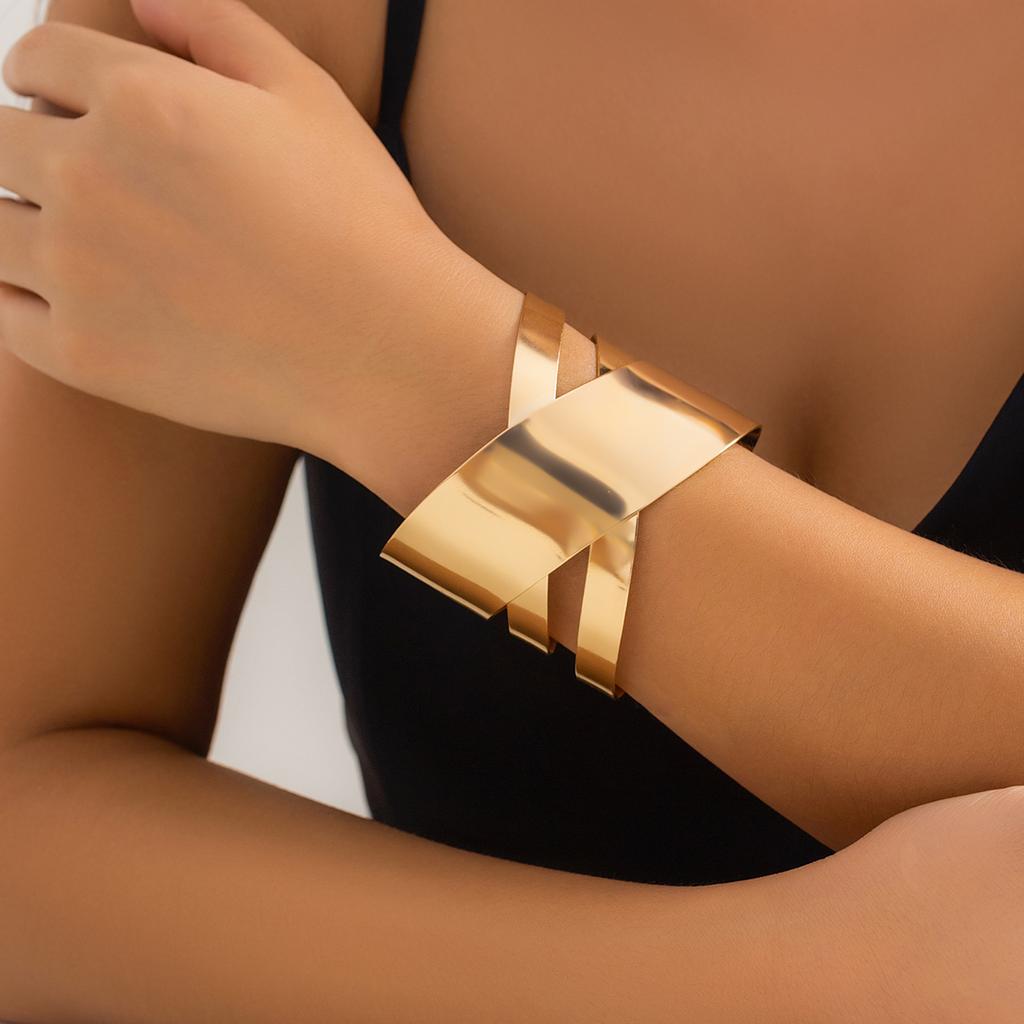 Exaggerated Punk Smooth Cross Open Cuff Wide Bangle for Women Gypsy Heavy Metal Chunky Arm Bracelet Grunge Jewelry Steampunk Men