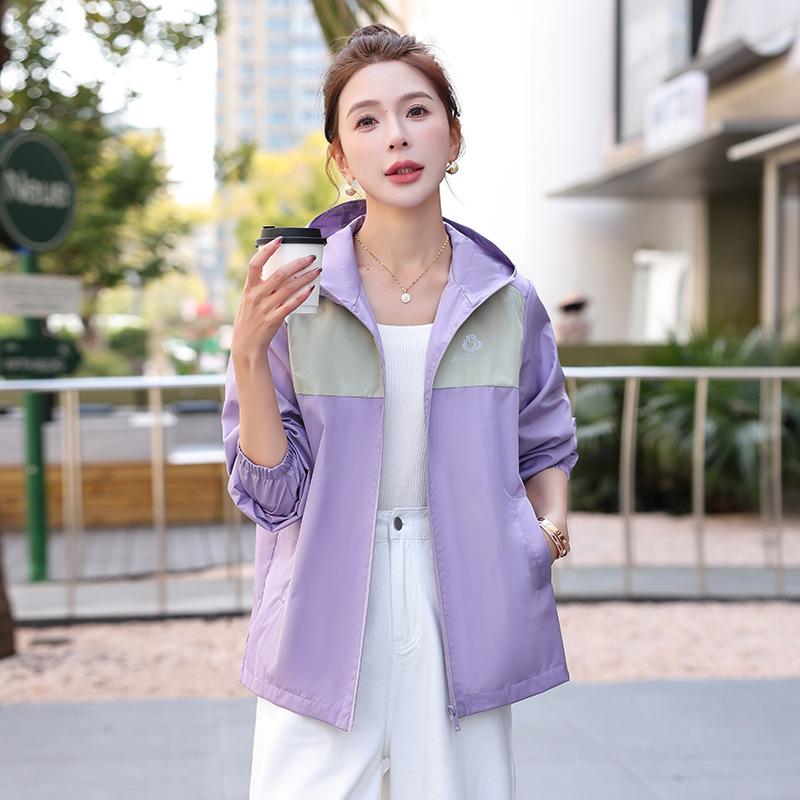 

Уличная куртка Новая Маленькая Цветная Блокировка Капюшон Повседневная Весна Осень Водонепроницаемая Тонкая Короткая Женская Куртка M фиолетовый