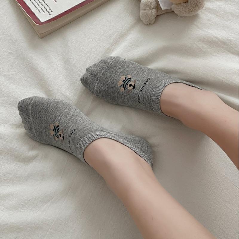 Silikon-Anti-Rutsch und Nicht-Abfallend mit niedrigem Bund, Niedliche Flugzeug-Hundesocken, Damen-Unsichtbare Socken, Dünne Sommer-Cartoon-Knochenlose Bootssocken