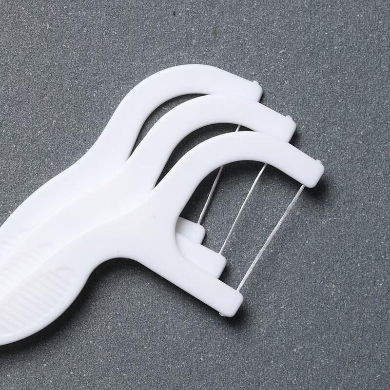 MARYYA Oral Care Dental Floss Sticks (18 Bags of 50)