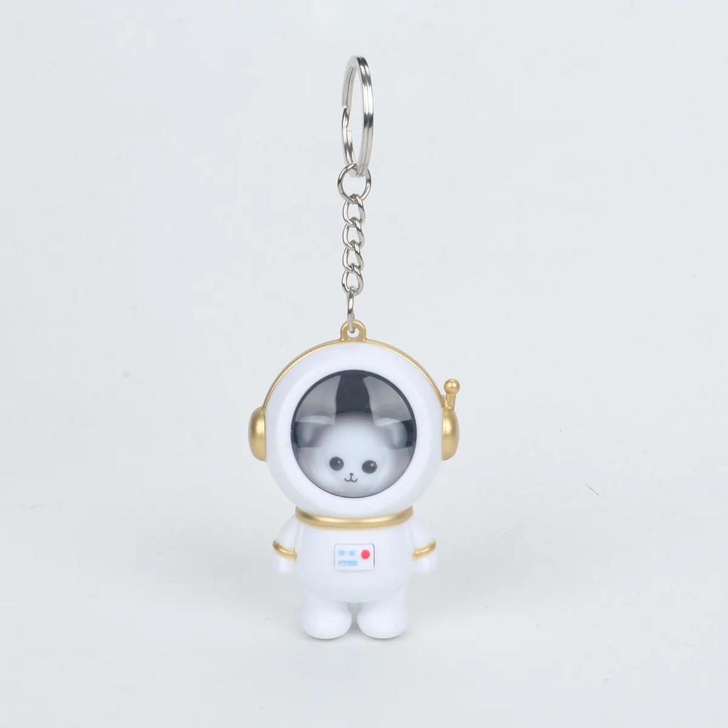 Niedlicher Sternenlicht-Astronauten-Schlüsselanhänger Kann Ich liebe dich sagen Sound Licht Bär Auto-Schlüsselanhänger Paket Anhänger Kawaii Geschenke Tasche Aufhängung