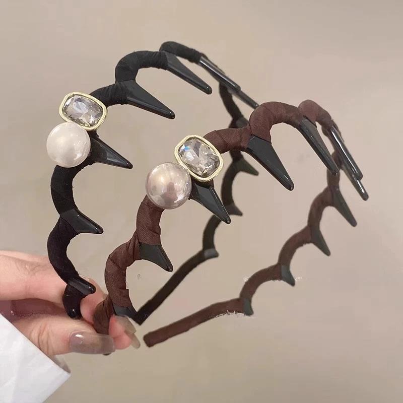 High-end Minimalist Anti-Slip Wave Skull Headband for Face Washing & Hair Styling